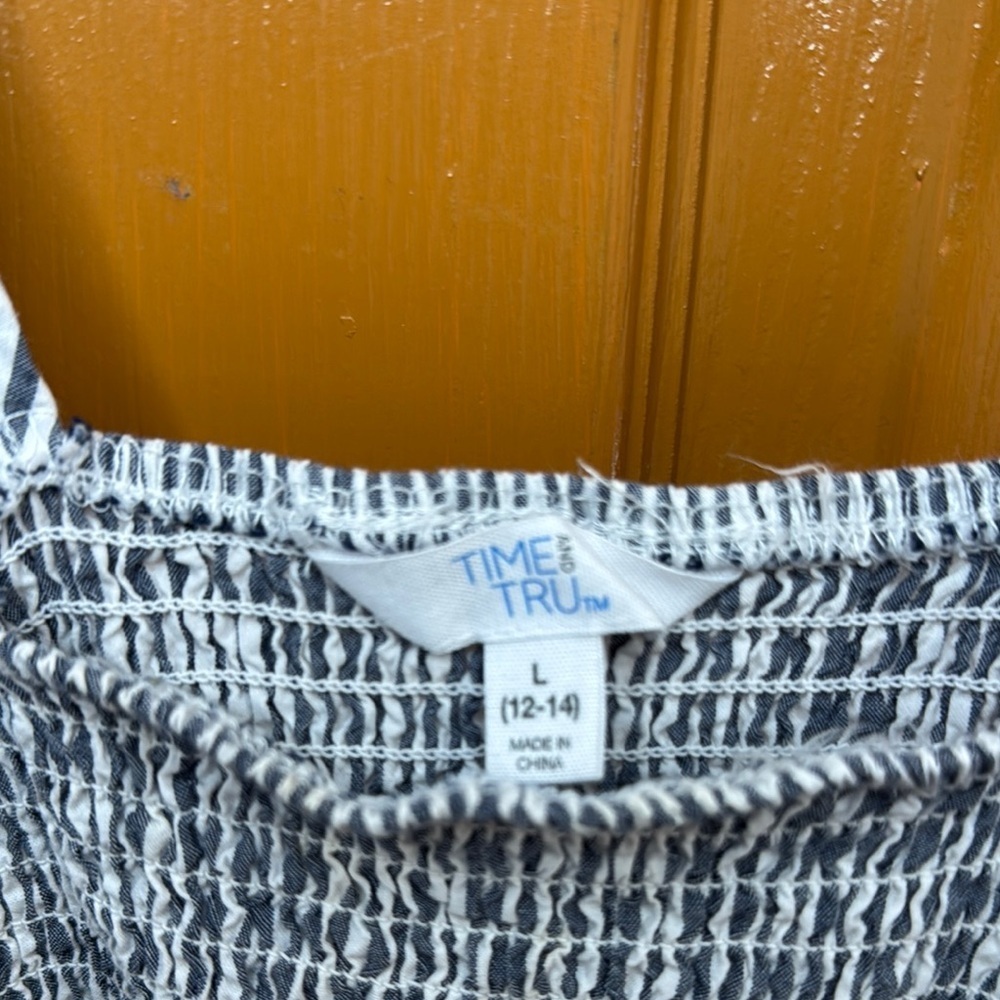 Striped Sleeveless Dress - Picture 4 of 4